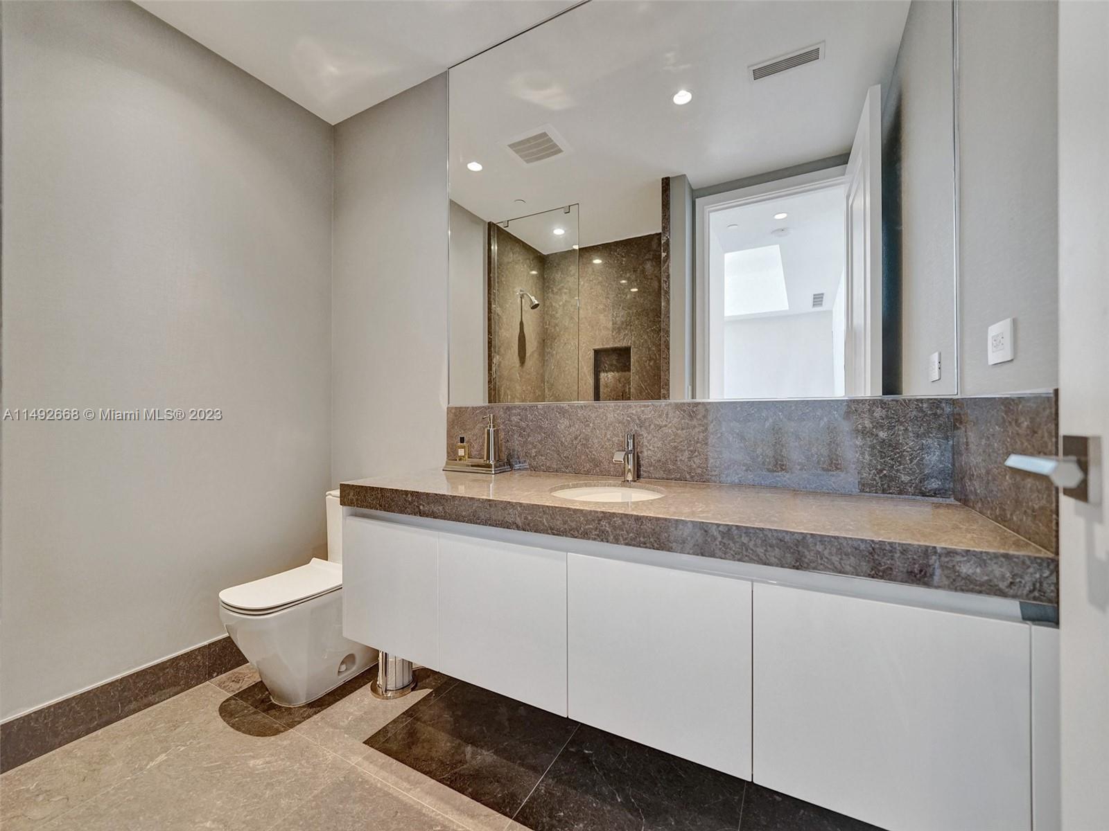NORTH BISCAYNE BEACH AMEN - Residential Lease