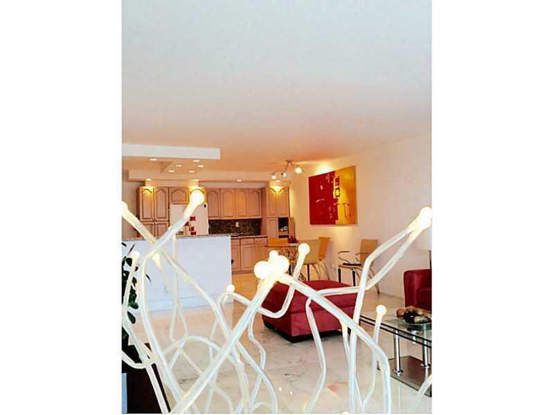 ISLAND BREAKERS CONDO - Residential Lease
