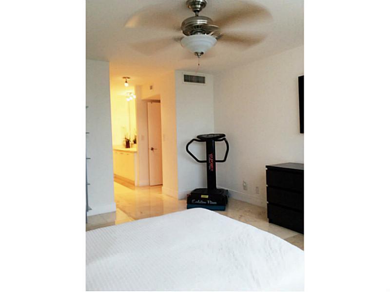 ISLAND BREAKERS CONDO - Residential Lease