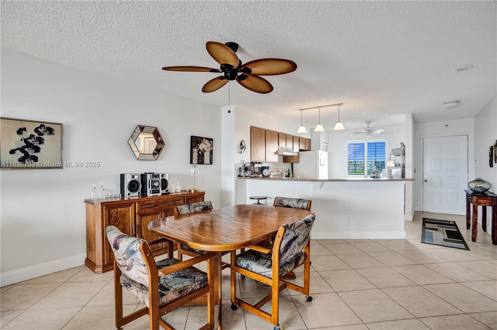 CYPRESS BEND CONDOMINIUM - Residential