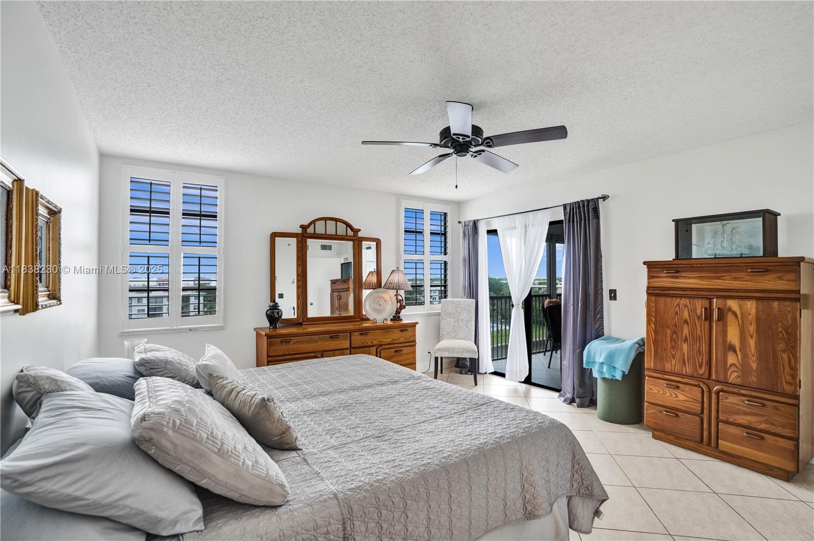 CYPRESS BEND CONDOMINIUM - Residential