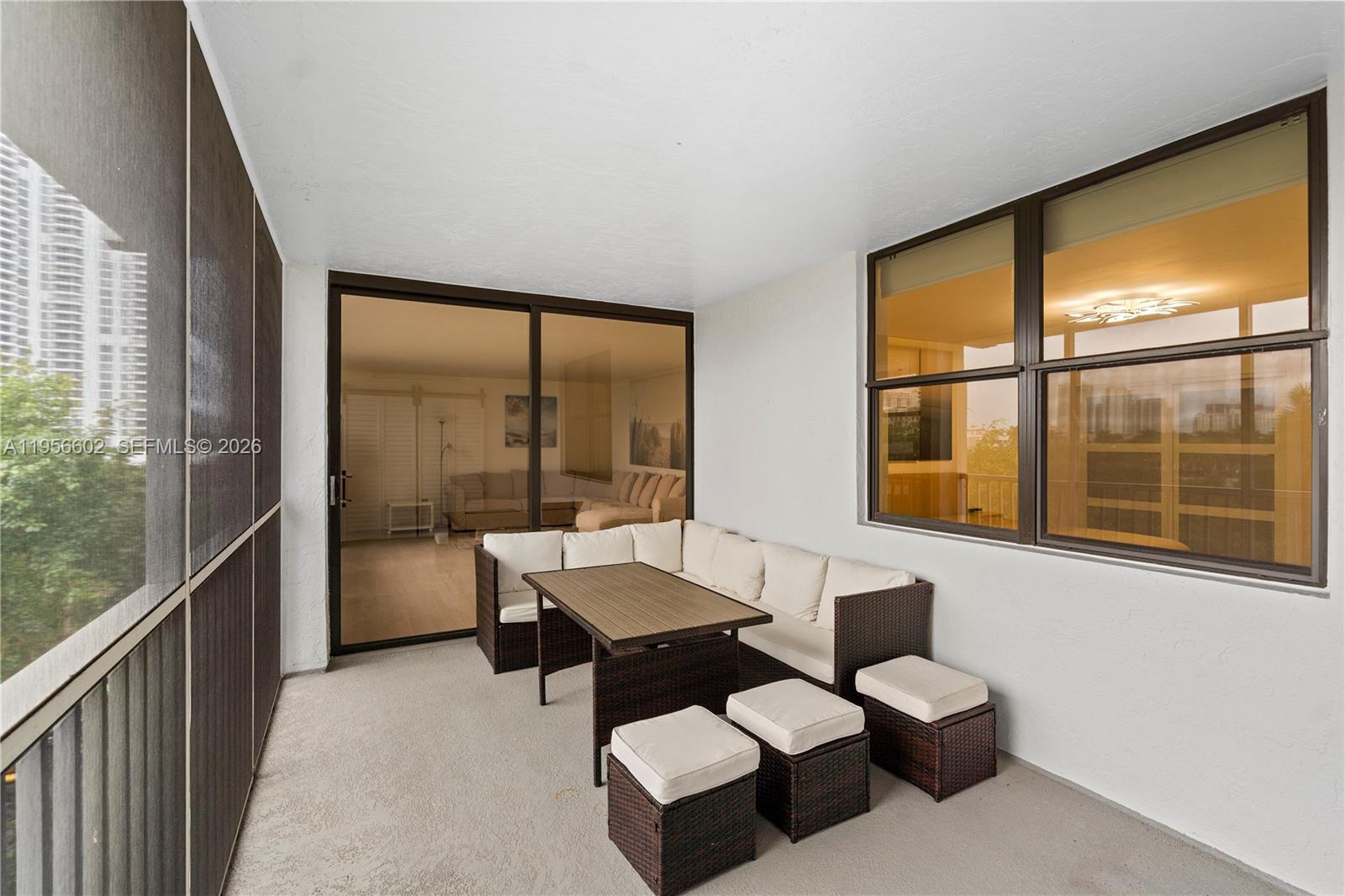 SOUTHVIEW AT AVENTURA CON - Residential