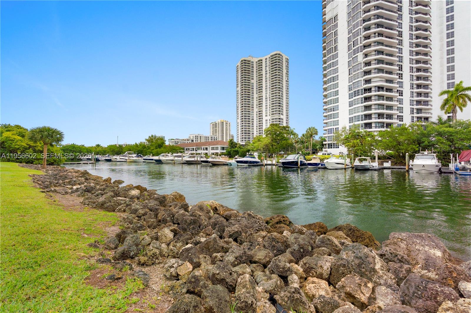 SOUTHVIEW AT AVENTURA CON - Residential