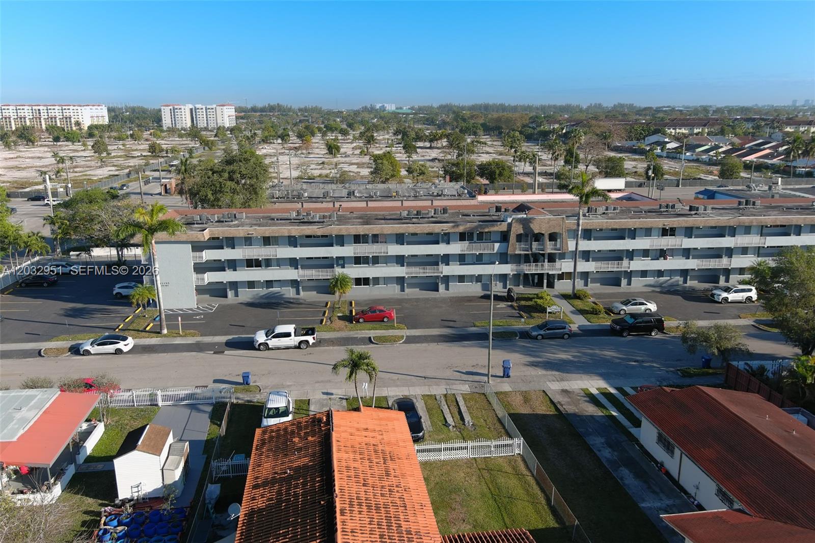 AGUA DULCE CONDO - Residential