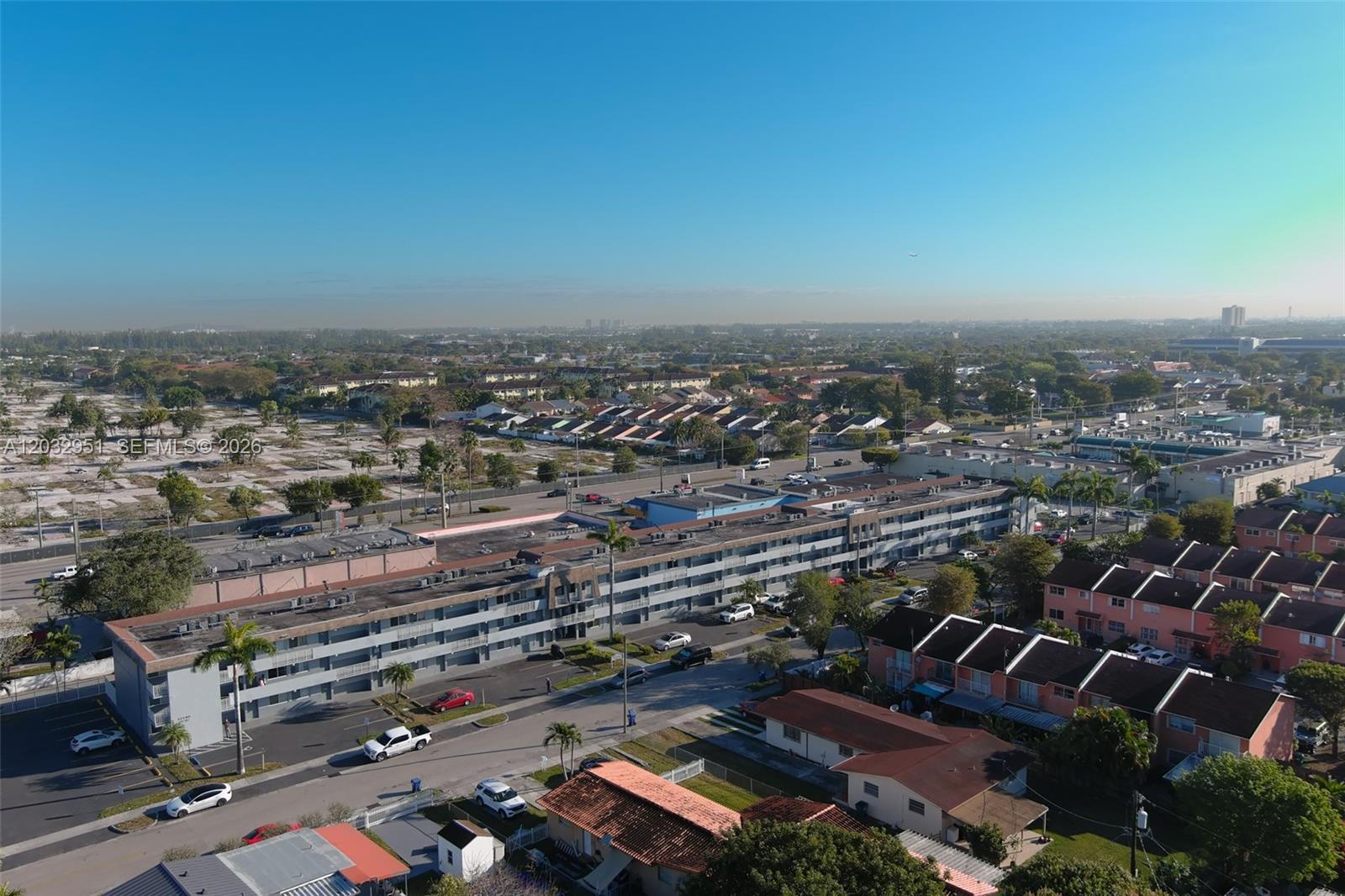 AGUA DULCE CONDO - Residential