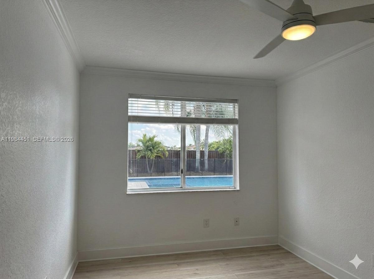 CRESTVIEW LAKES - Residential