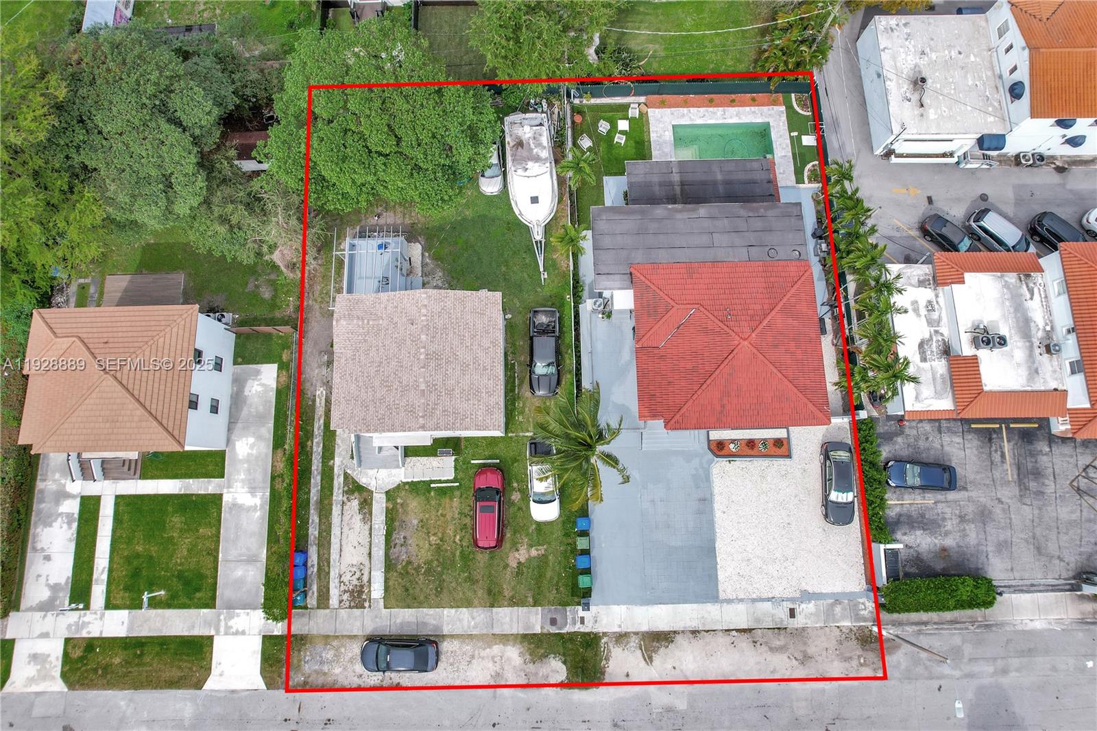 GABLES MANOR SUB - Residential Income