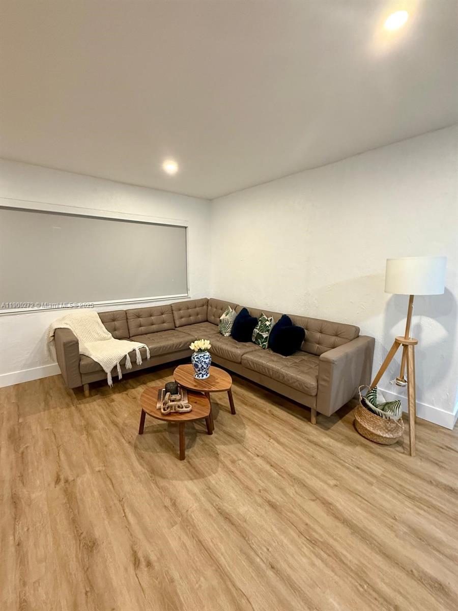RICHLAND ESTATES - Residential Lease