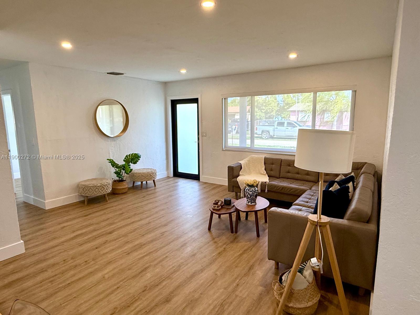 RICHLAND ESTATES - Residential Lease
