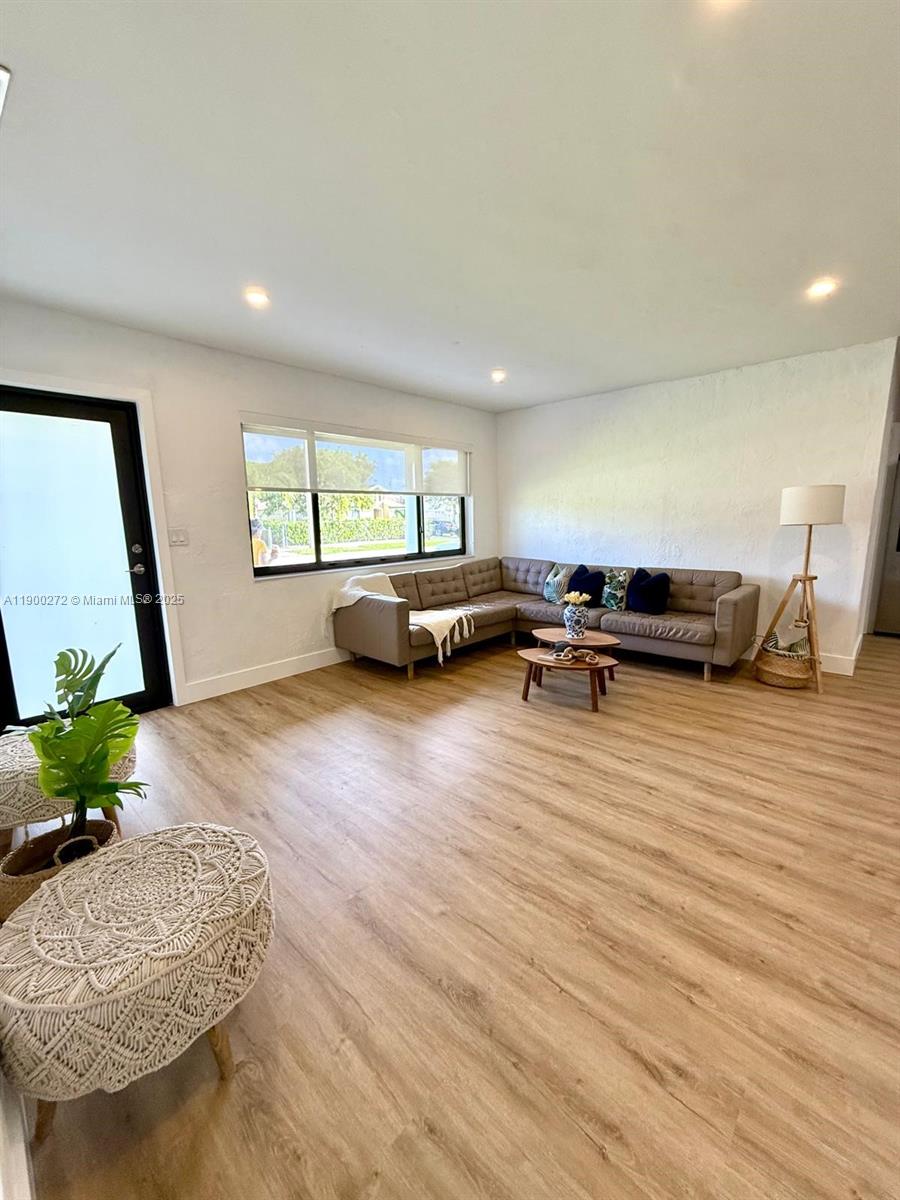 RICHLAND ESTATES - Residential Lease