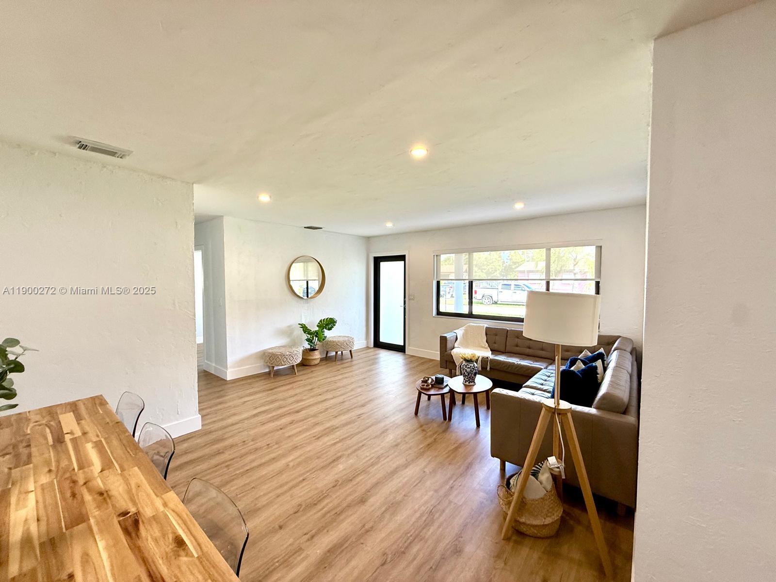RICHLAND ESTATES - Residential Lease
