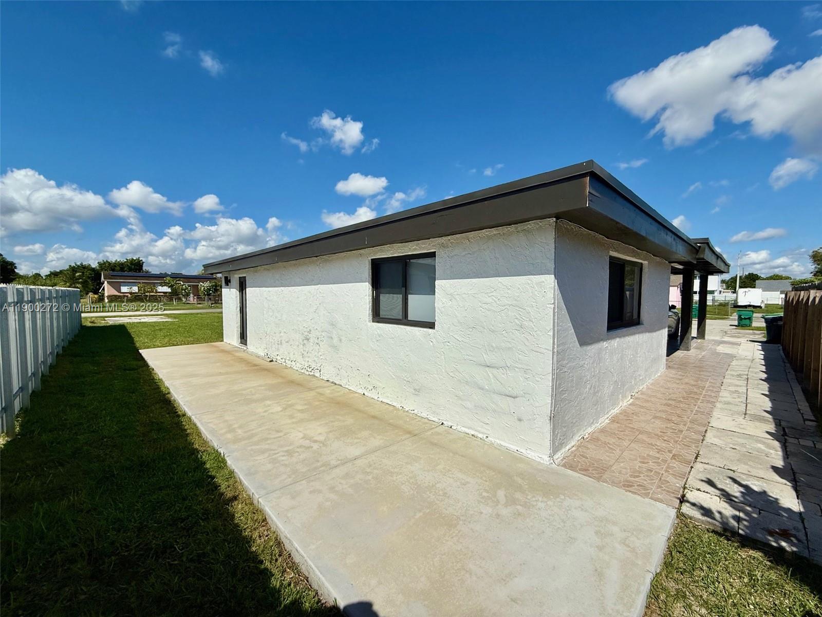 RICHLAND ESTATES - Residential Lease