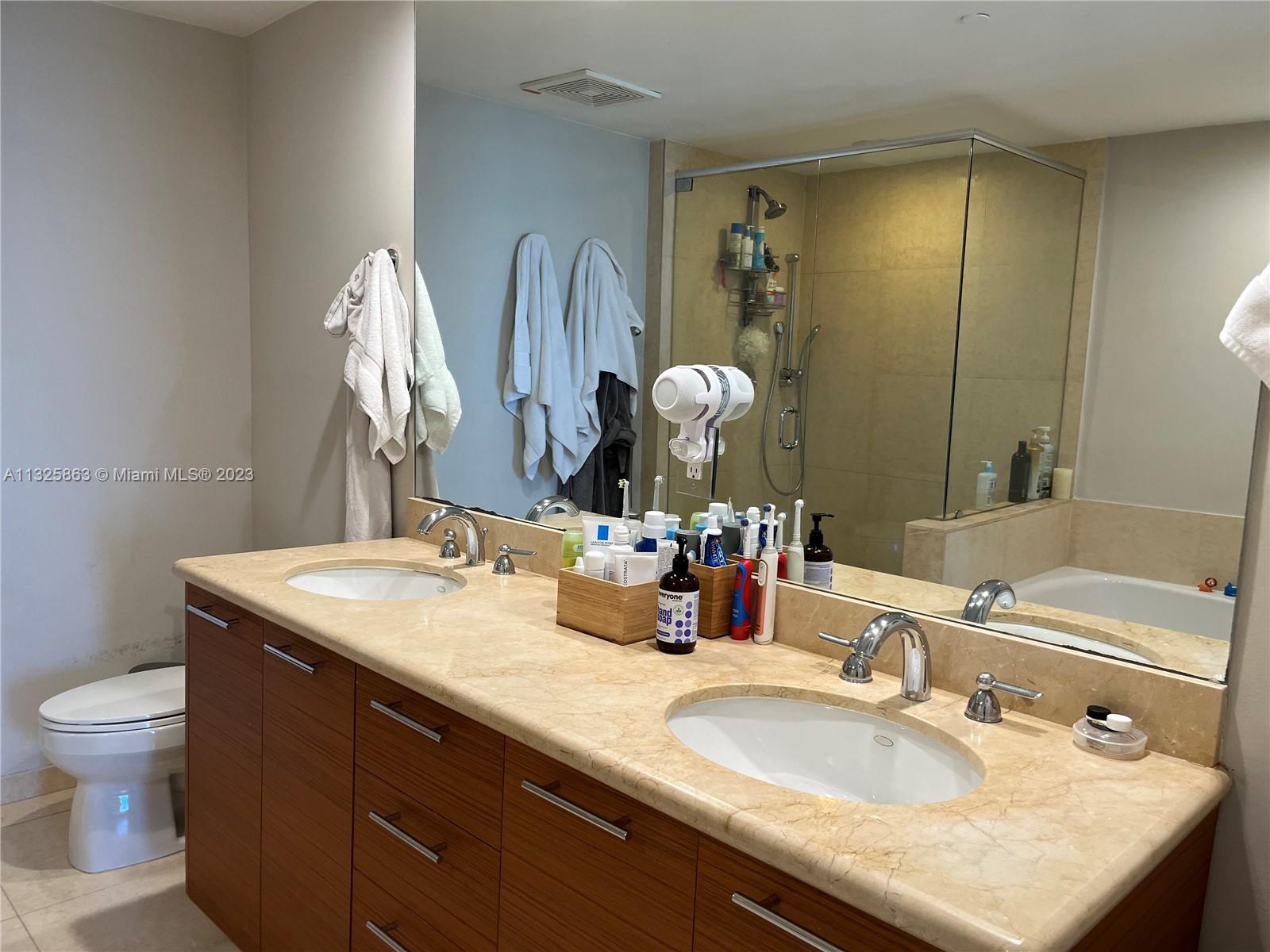 50 BISCAYNE CONDO - Residential Lease