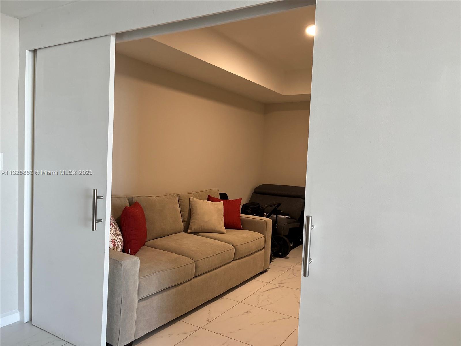 50 BISCAYNE CONDO - Residential Lease
