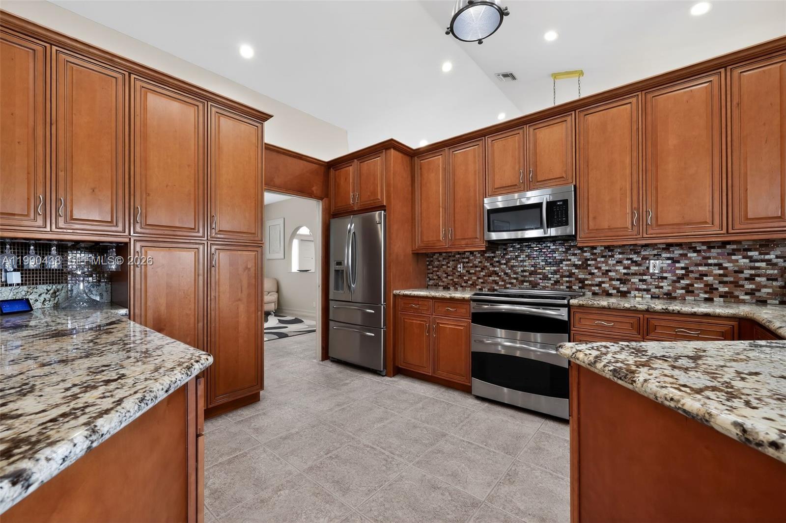 BOCA WINDS PAR D-1 - Residential