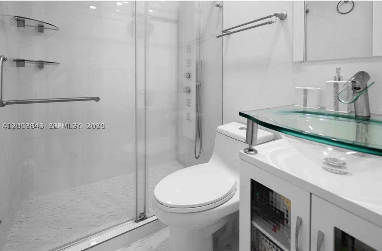 OASIS EN MANGO HILL CONDO - Residential