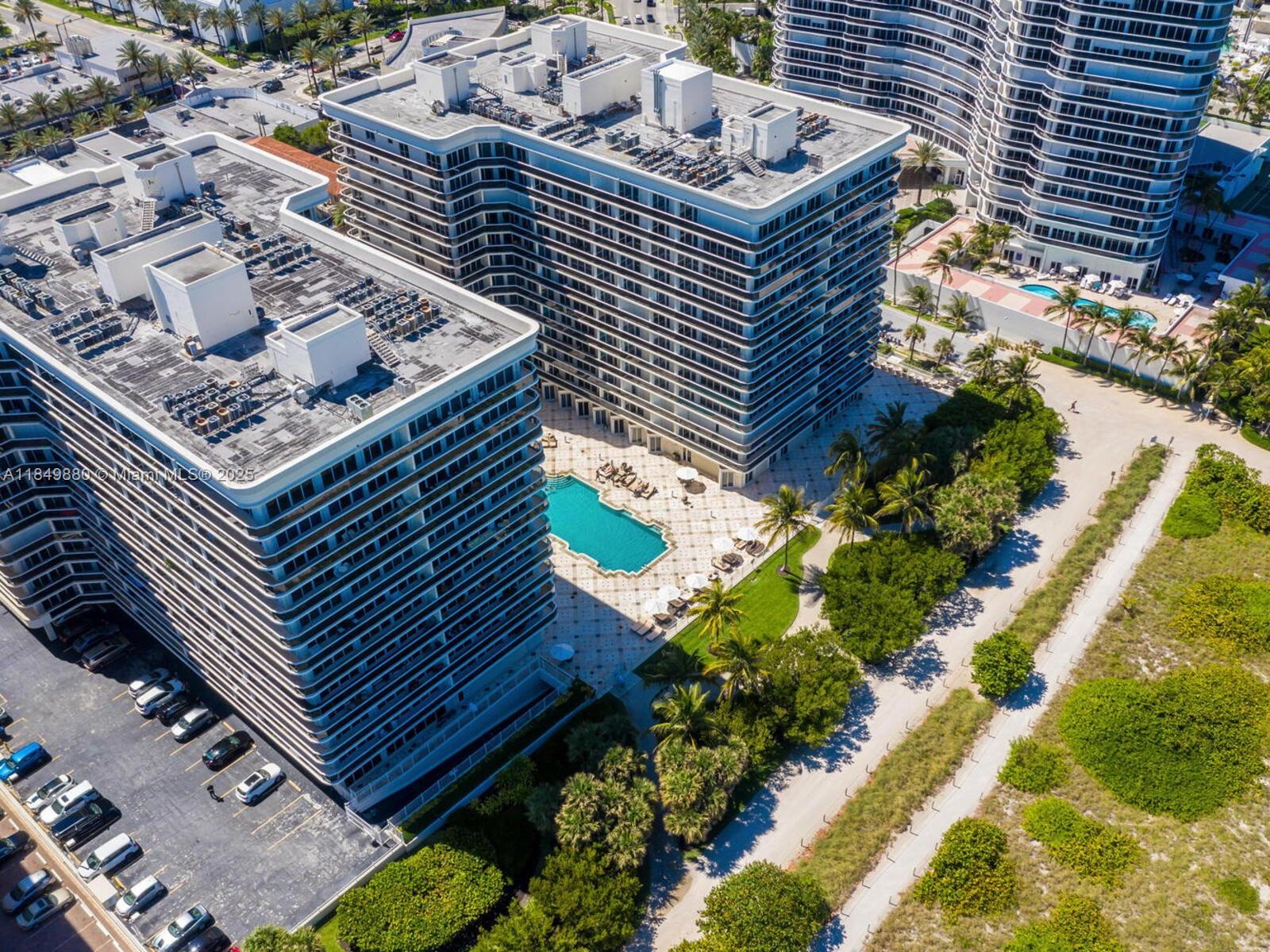 SOLIMAR CONDO - Residential