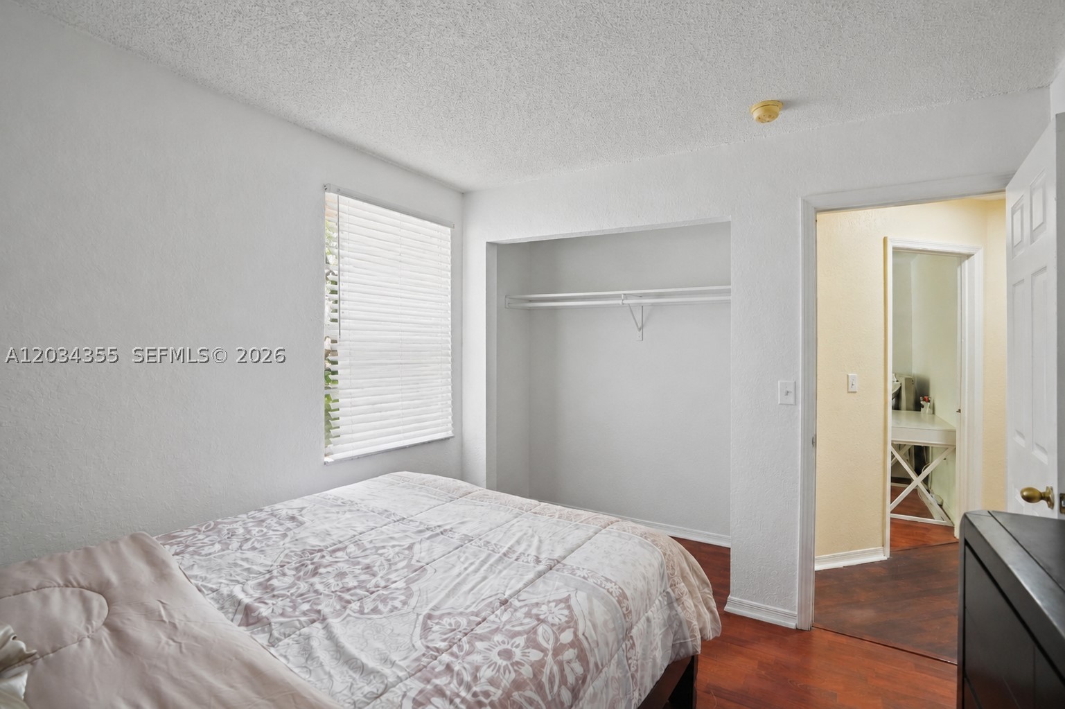RAINTREE VILLAS - Residential
