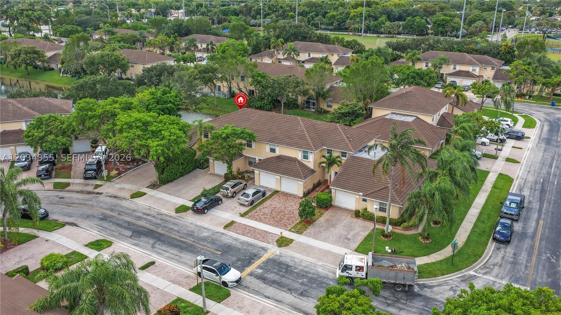 RAINTREE VILLAS - Residential