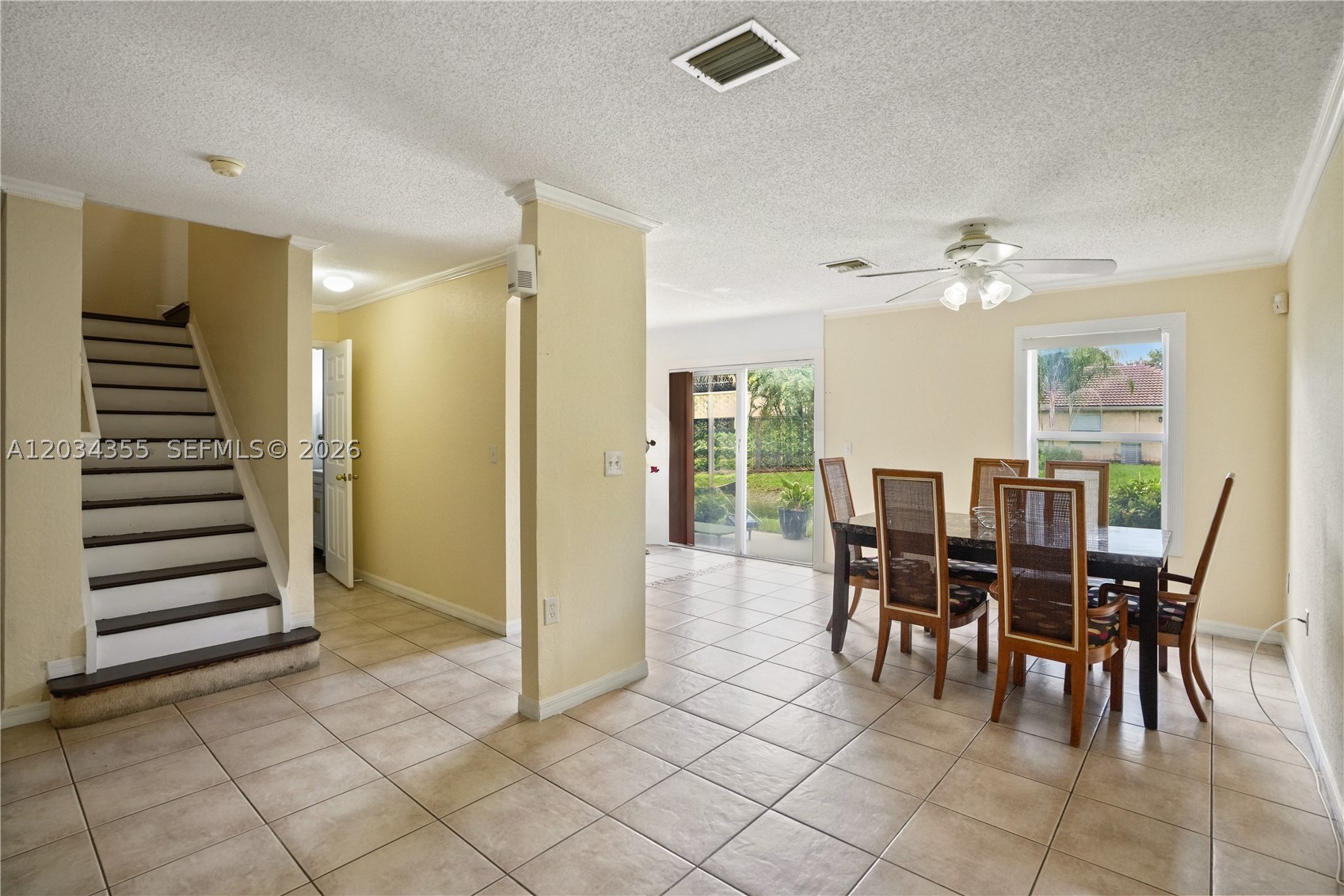 RAINTREE VILLAS - Residential