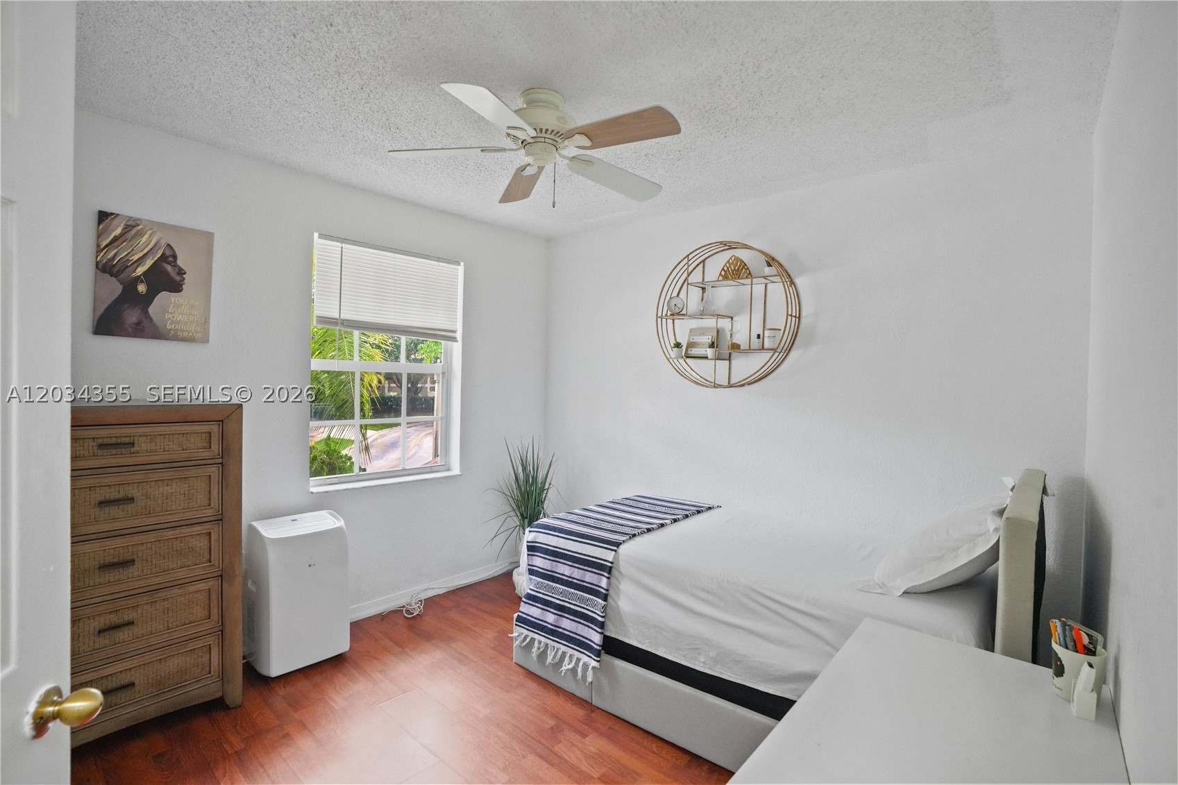RAINTREE VILLAS - Residential