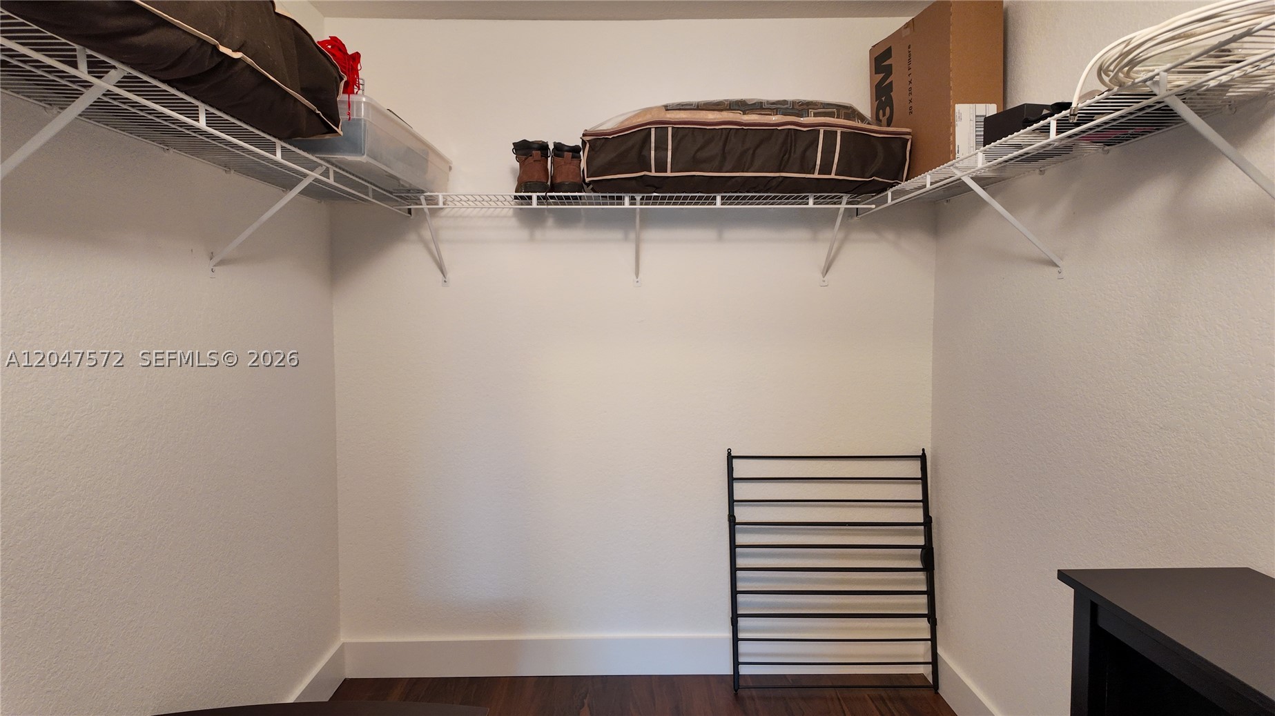 DIMENSIONS AT DORAL - Residential Lease