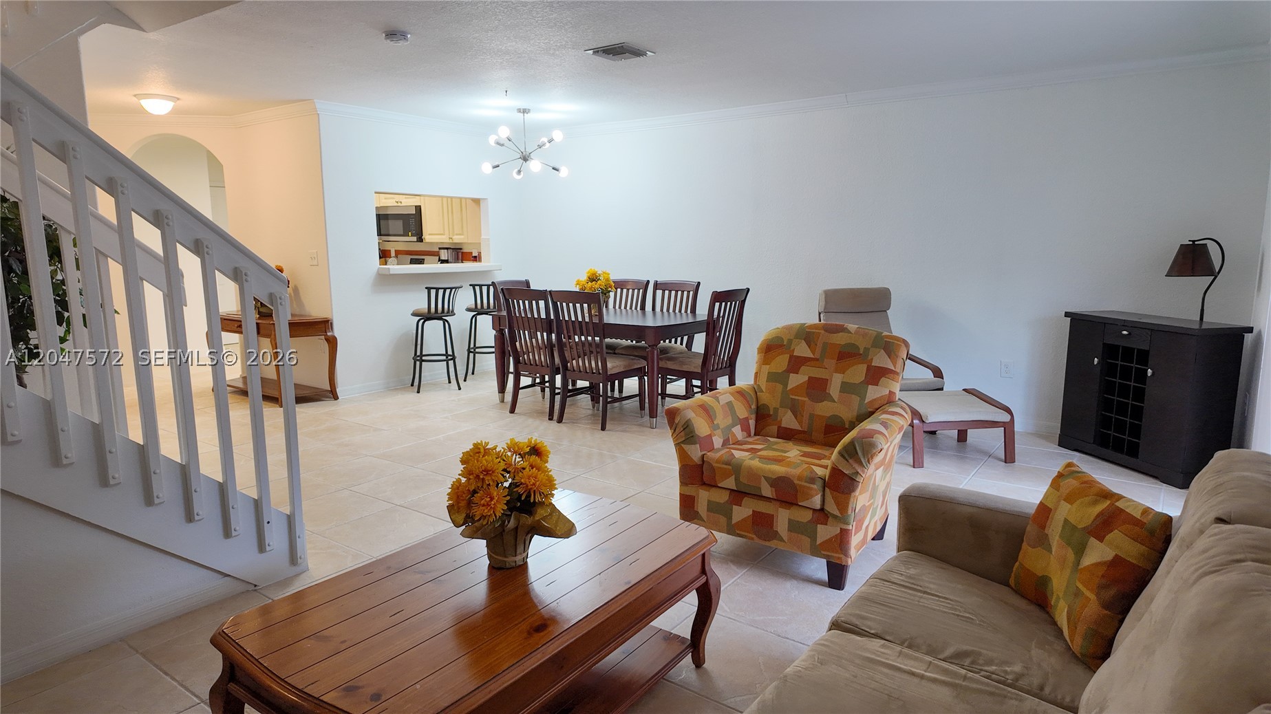 DIMENSIONS AT DORAL - Residential Lease