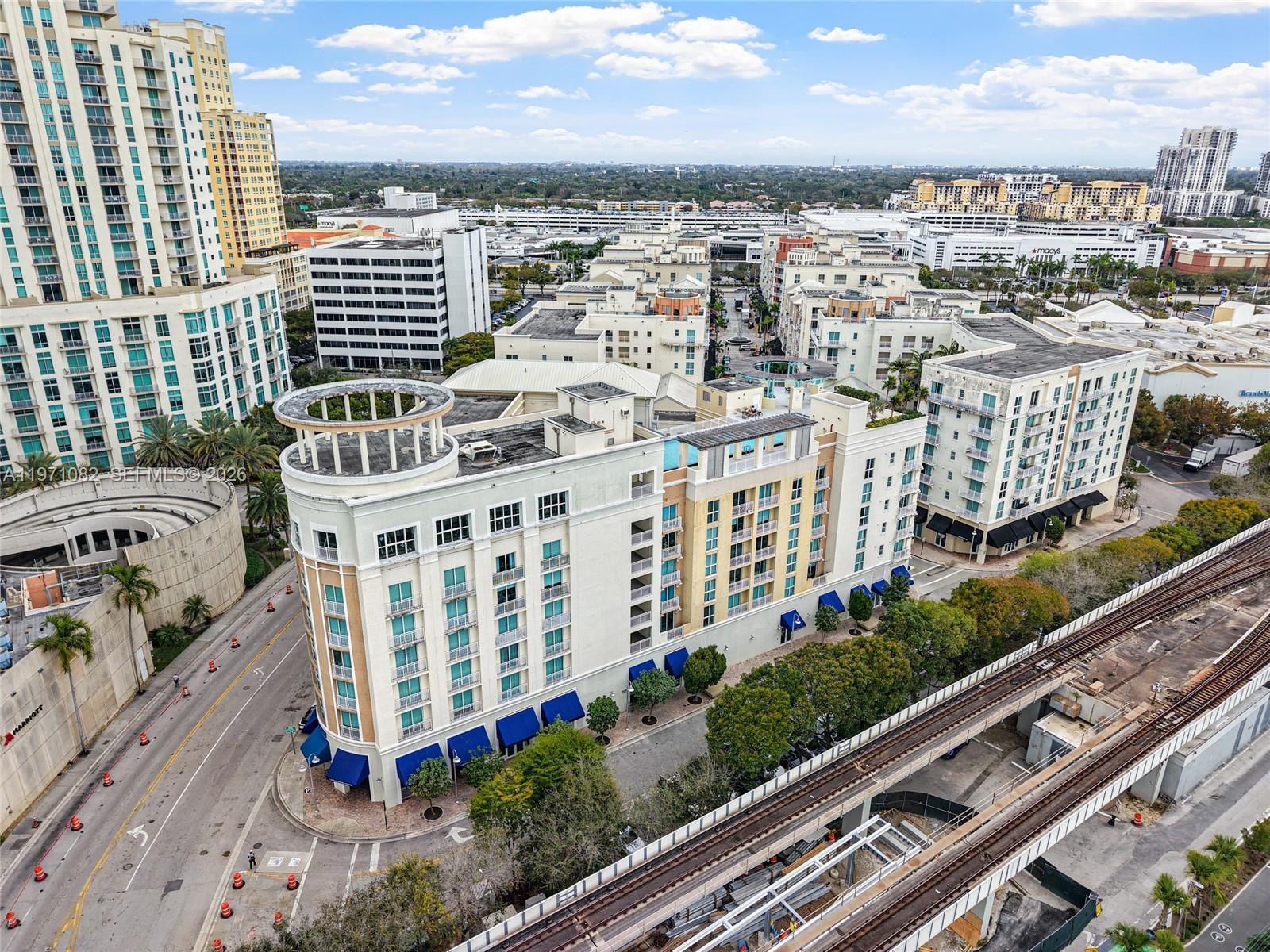 DOWNTOWN DADELAND CONDO N - Residential