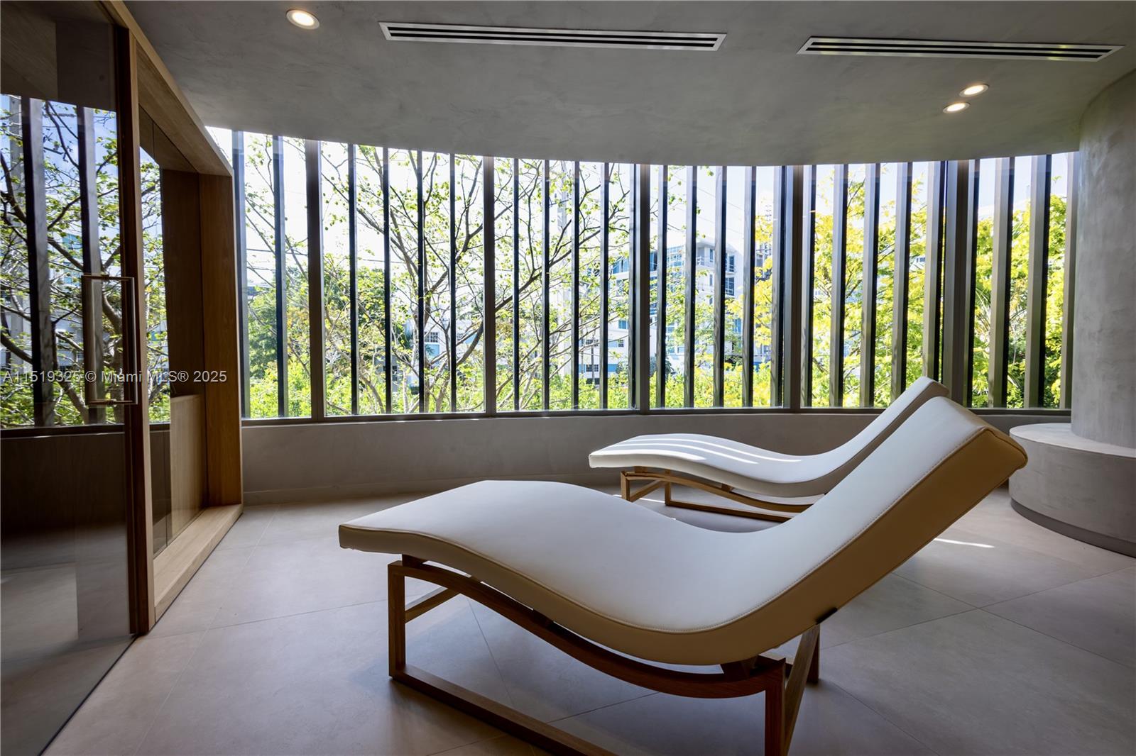 Onda Residences - Residential