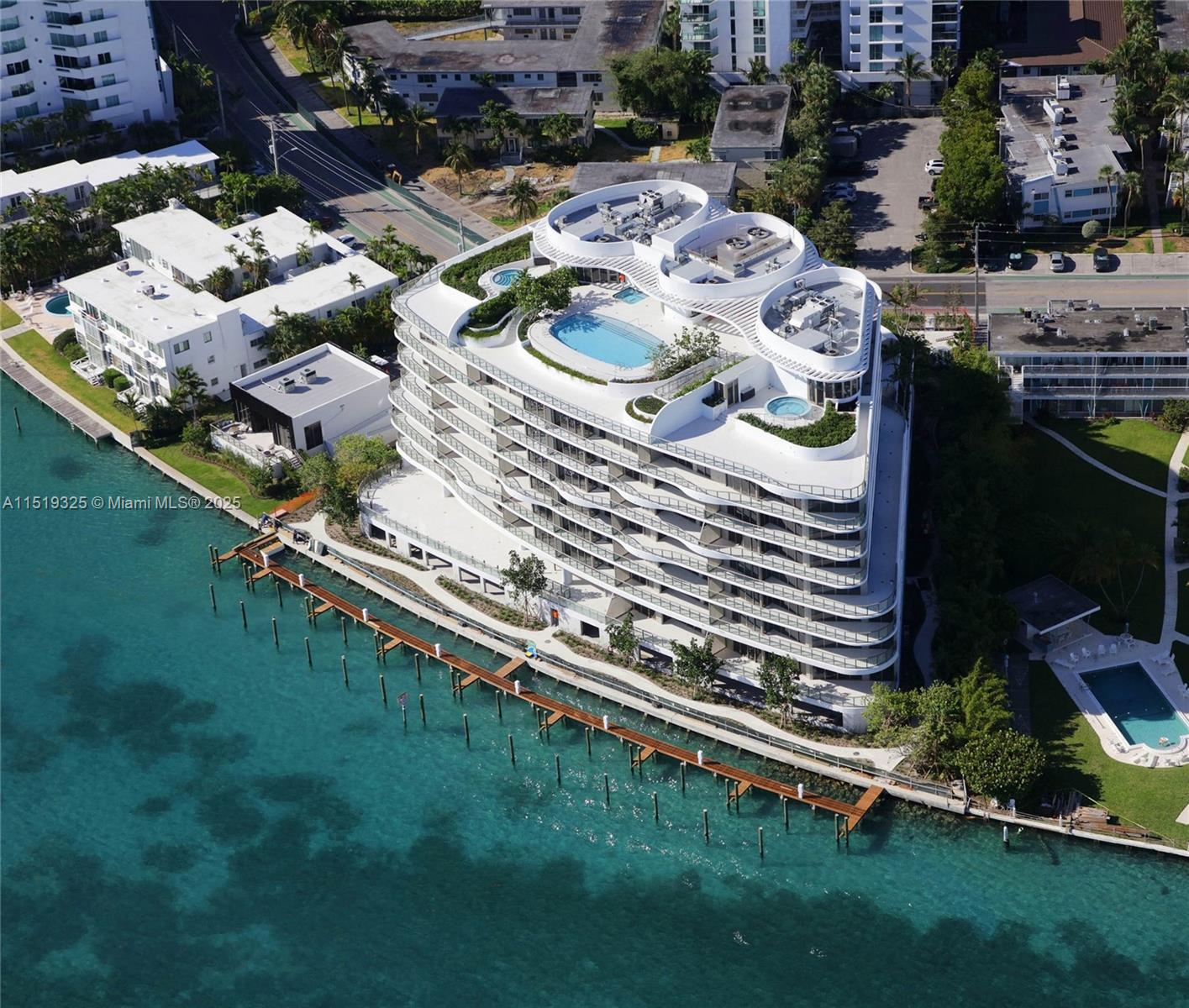 NEW CONSTRUCTION DEVELOPER UNIT. Forty-one luxurious bayfront residences in Bay Harbor Islands inspired by the shimmering waters of Florida and all of the pleasure and possibilities that North Miami Beach has to offer. Designed by award-winning Arquitectonica and landscaped by Enzo Enea, Onda is the latest real estate project by Valerio Morabito and Ugo Colombo. CONSTRUCTION AT ONDA RESIDENCES IS COMPLETE! The building is now open and ready to be enjoyed by its residents. Located at the tip of Bay Harbor Islands, each unit offers expansive bay views. PRIVATE MARINA SLIPS AVAILABLE. 

This is a move-in ready model unit designed by Molteni&C and Nest​​‌​​​​‌​‌​​​‌‌​​​‌‌‌​​‌​​‌‌​​​​ Casa.