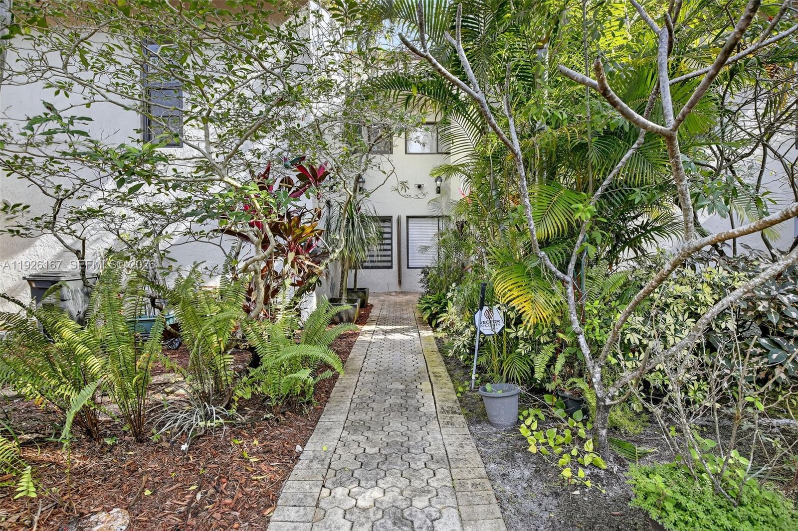 TRELLISES 1A CONDO - Residential