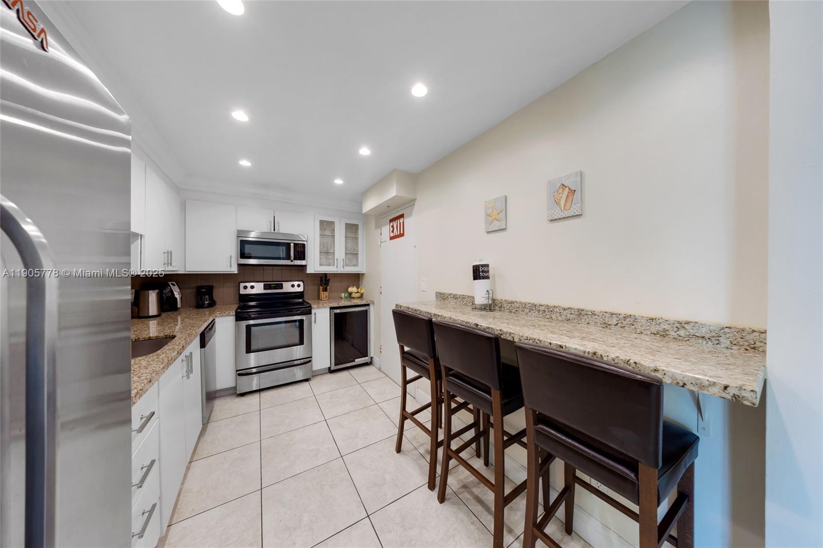 TIDES ON HOLLYWOOD BEACH - Residential