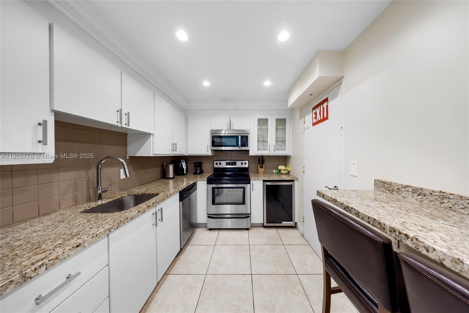 TIDES ON HOLLYWOOD BEACH - Residential