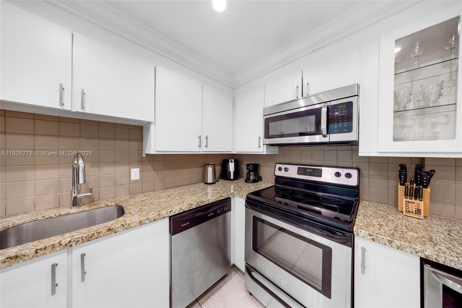 TIDES ON HOLLYWOOD BEACH - Residential