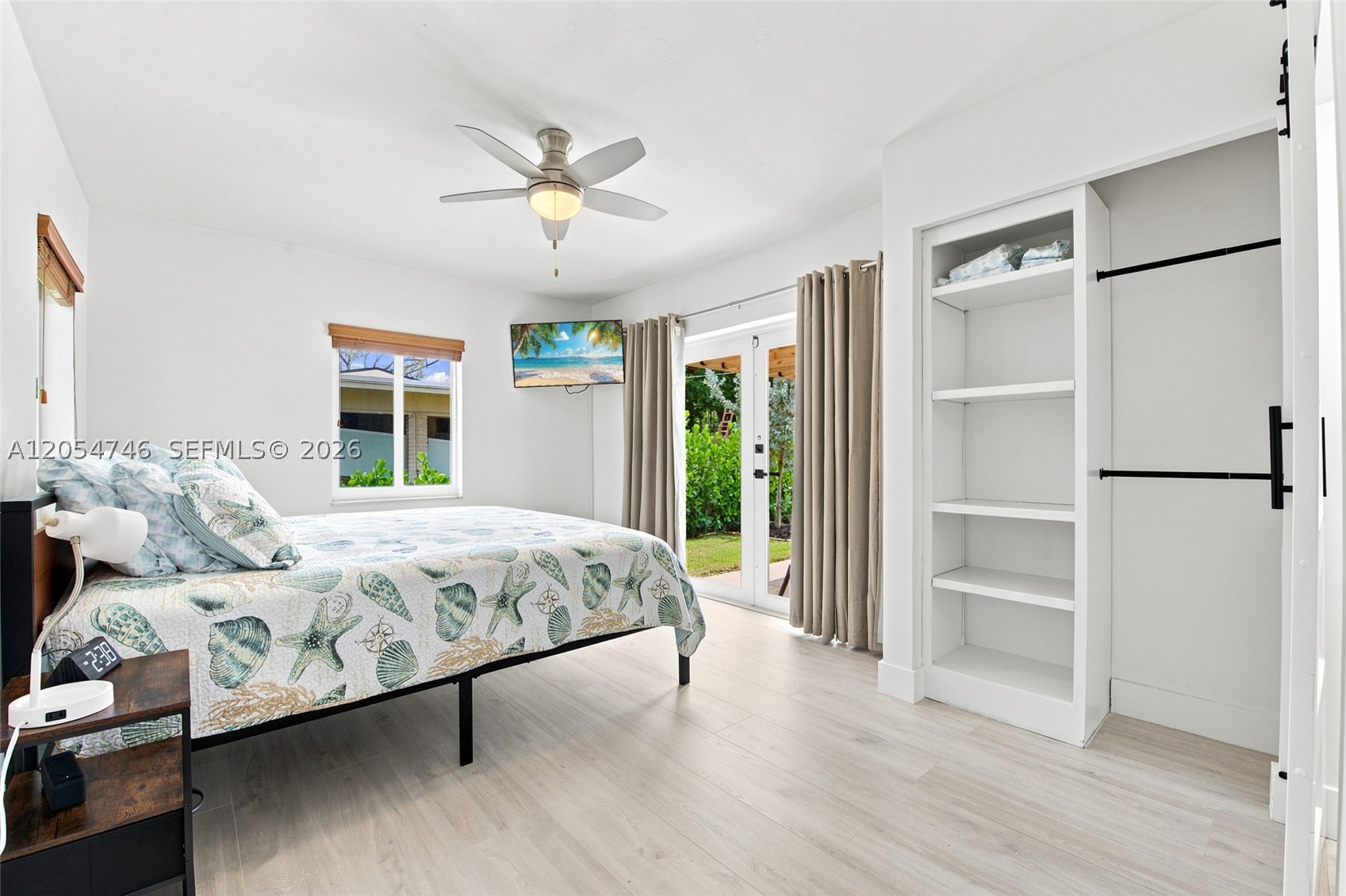PINE CREST FIRST ADD - Residential