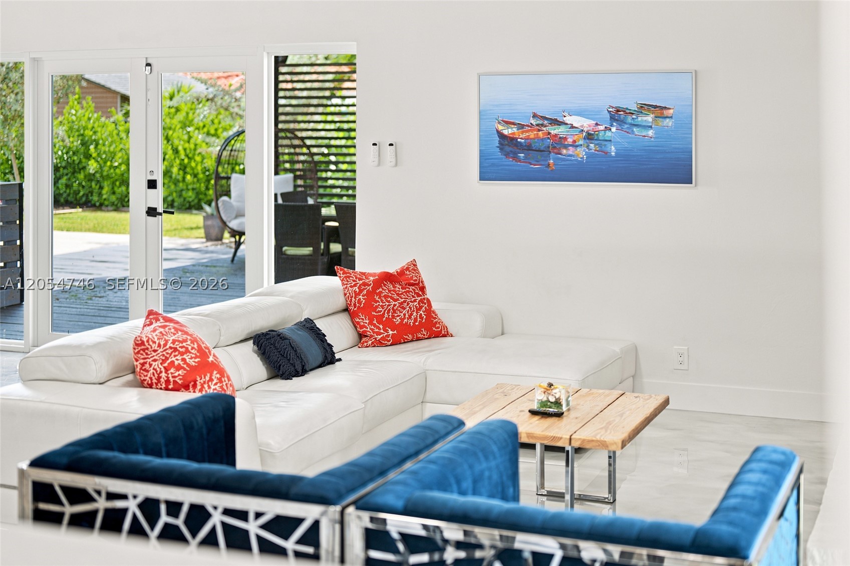 PINE CREST FIRST ADD - Residential
