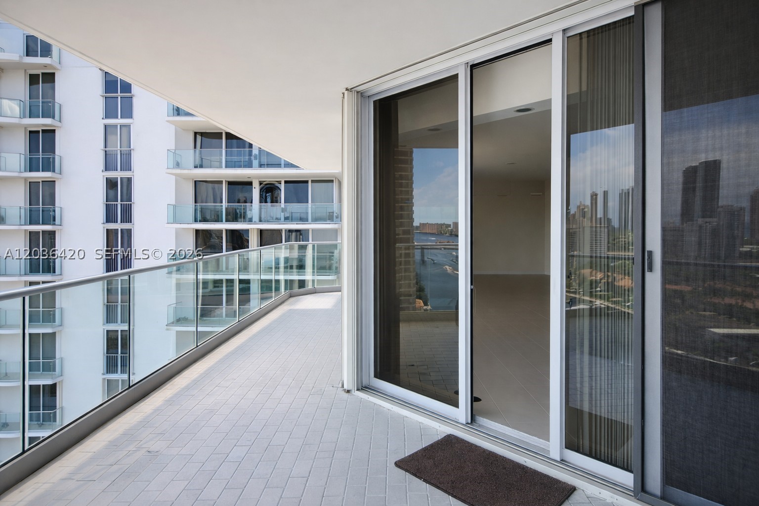 TURNBERRY ISLE CONDO - Residential Lease