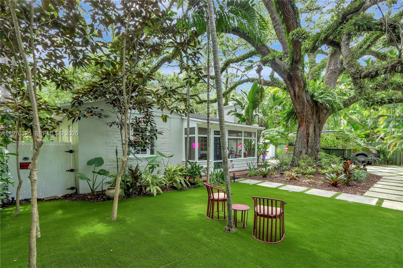 SPRING GARDEN - Residential
