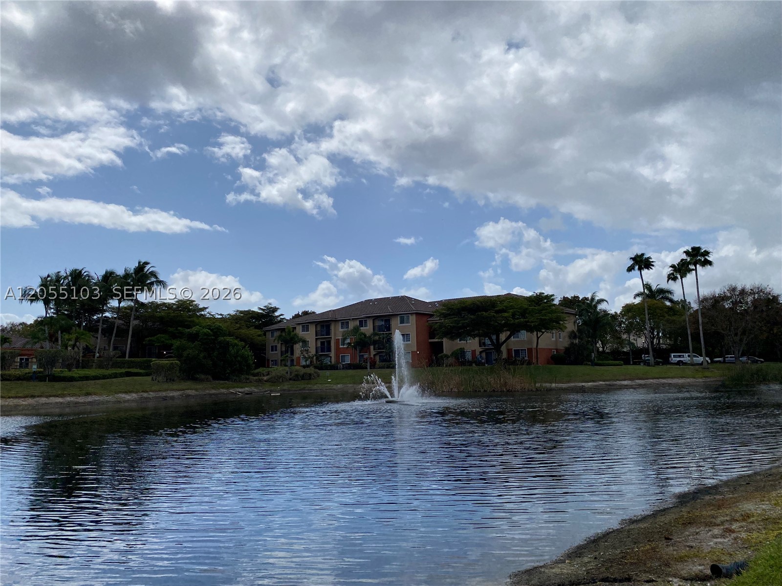 GRAND ISLES CONDO - Residential