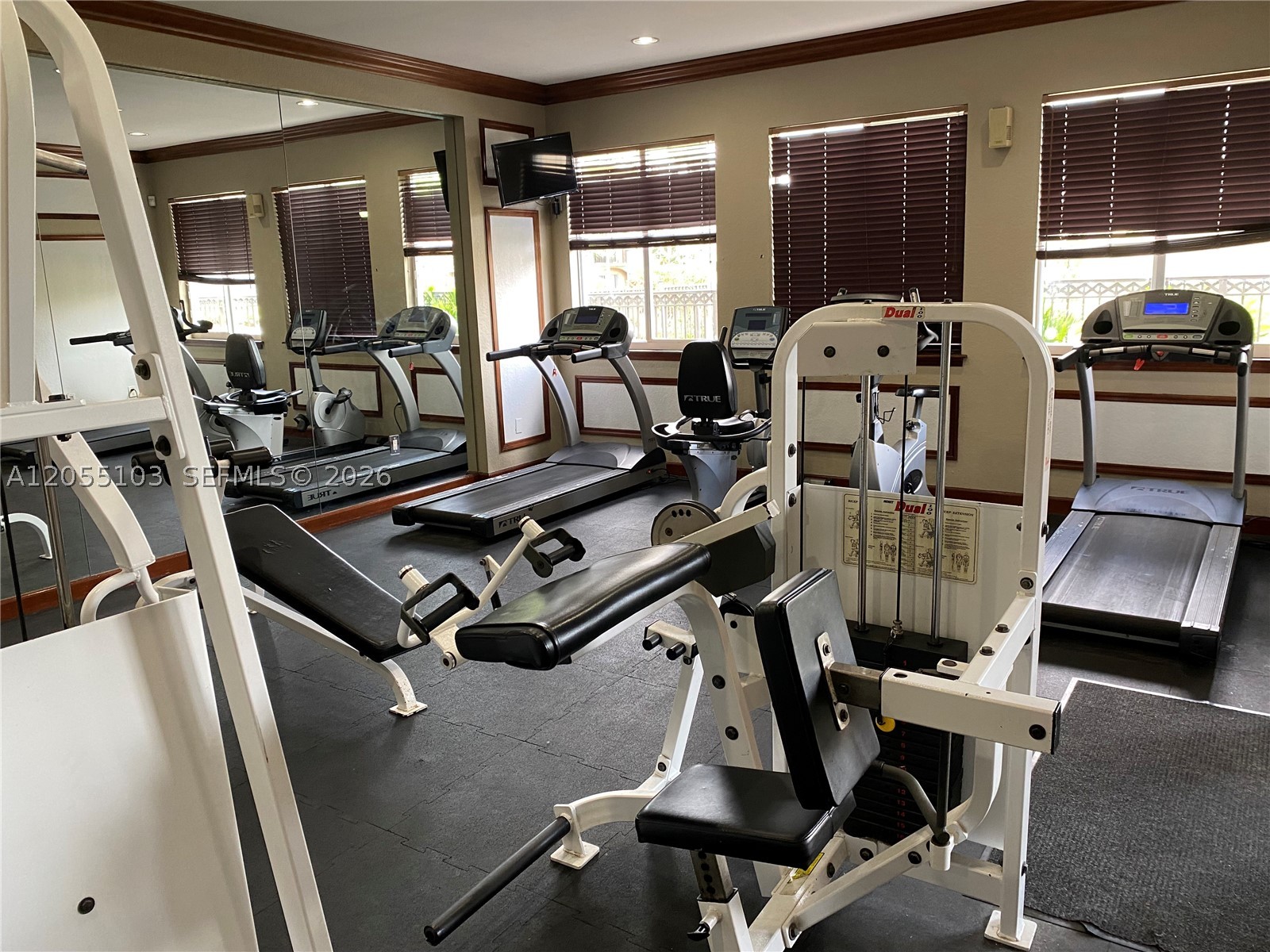 GRAND ISLES CONDO - Residential