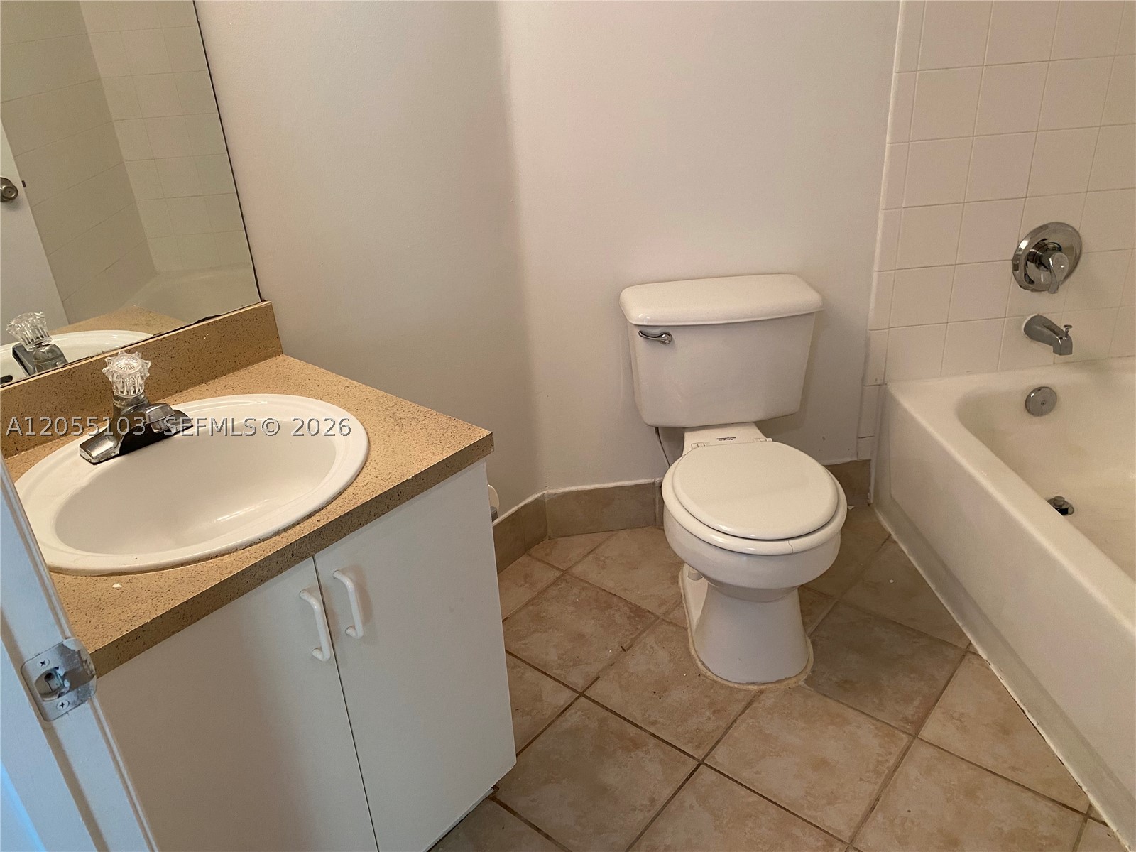GRAND ISLES CONDO - Residential