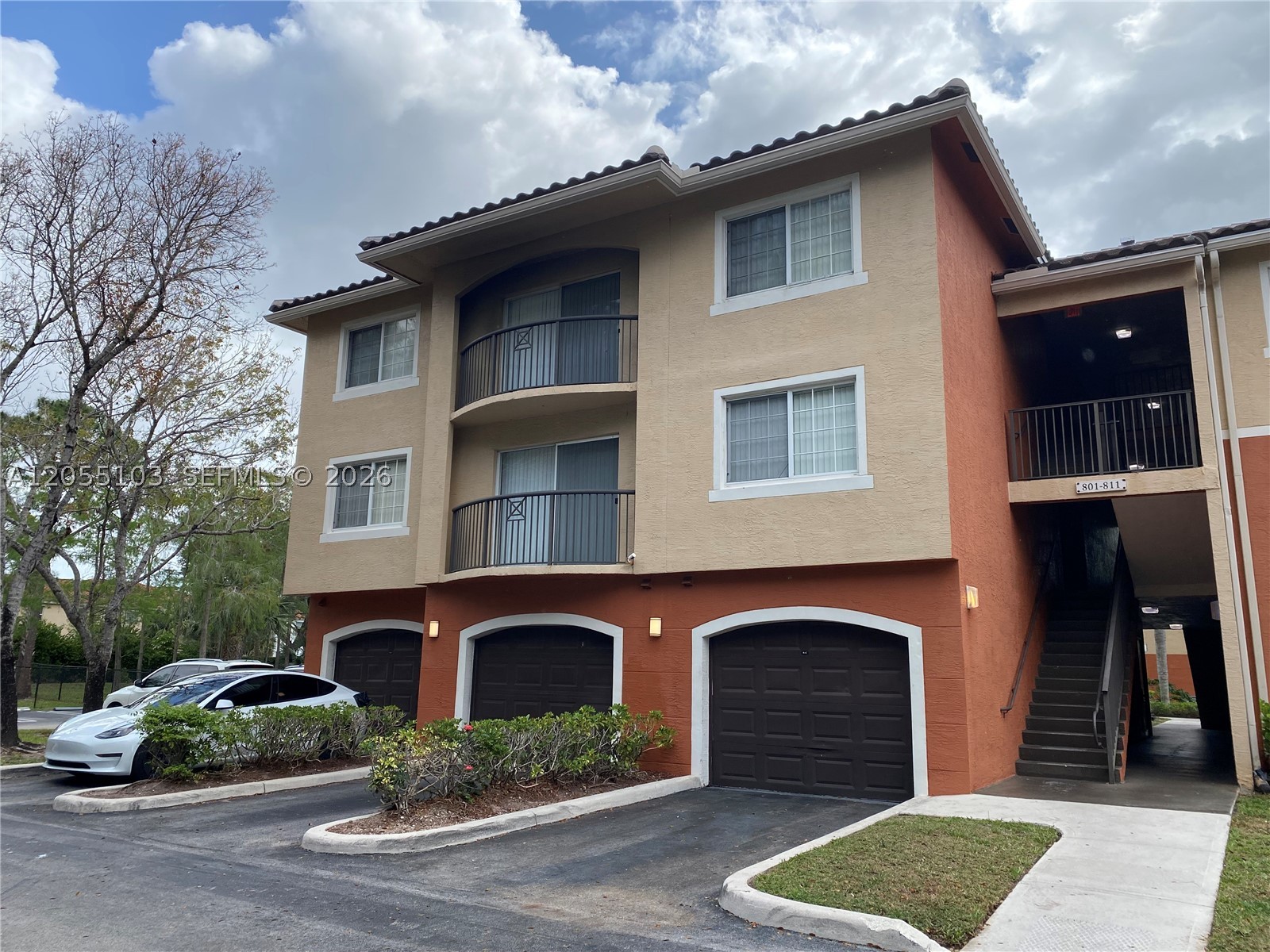 GRAND ISLES CONDO - Residential