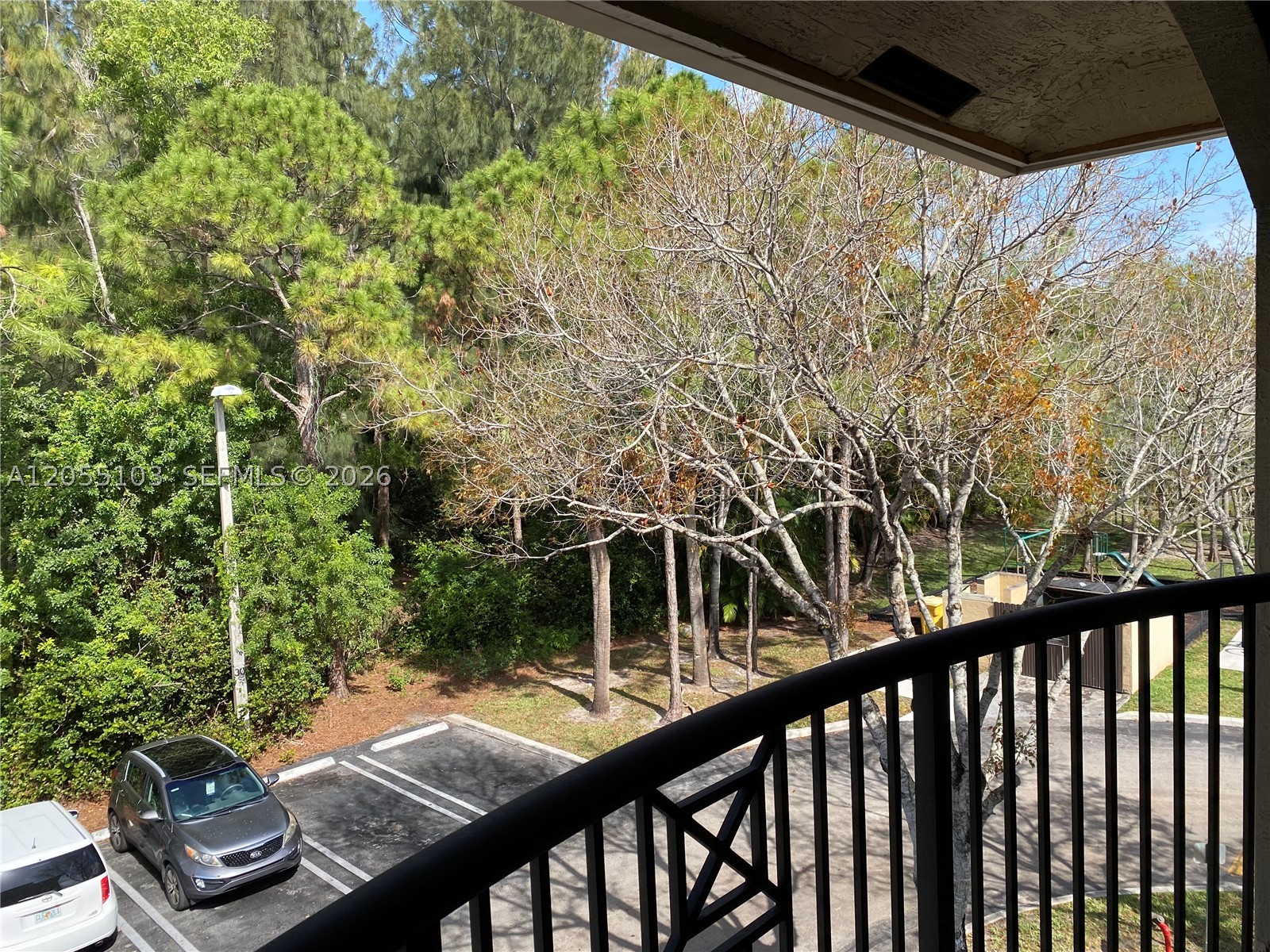 GRAND ISLES CONDO - Residential
