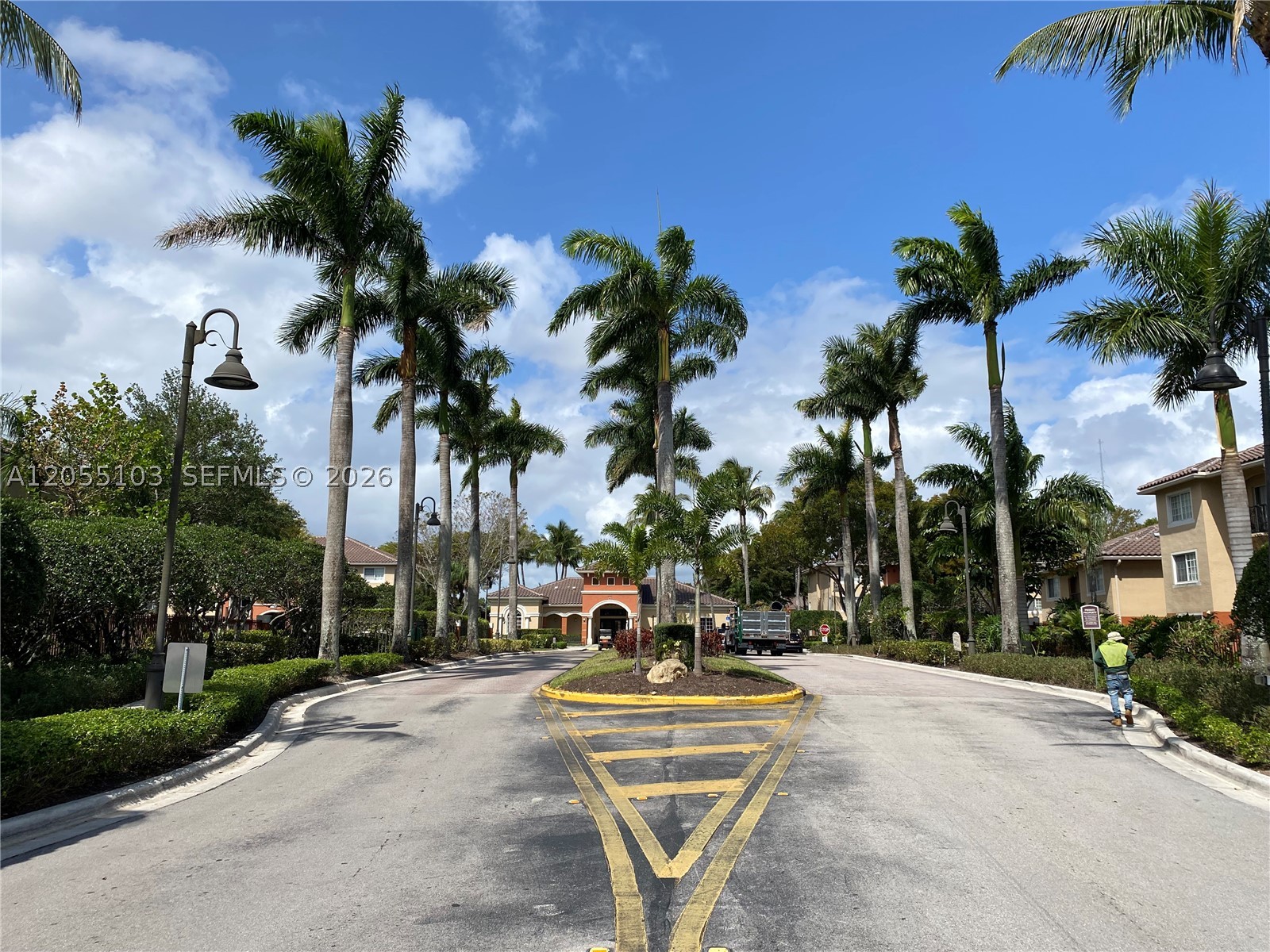 GRAND ISLES CONDO - Residential