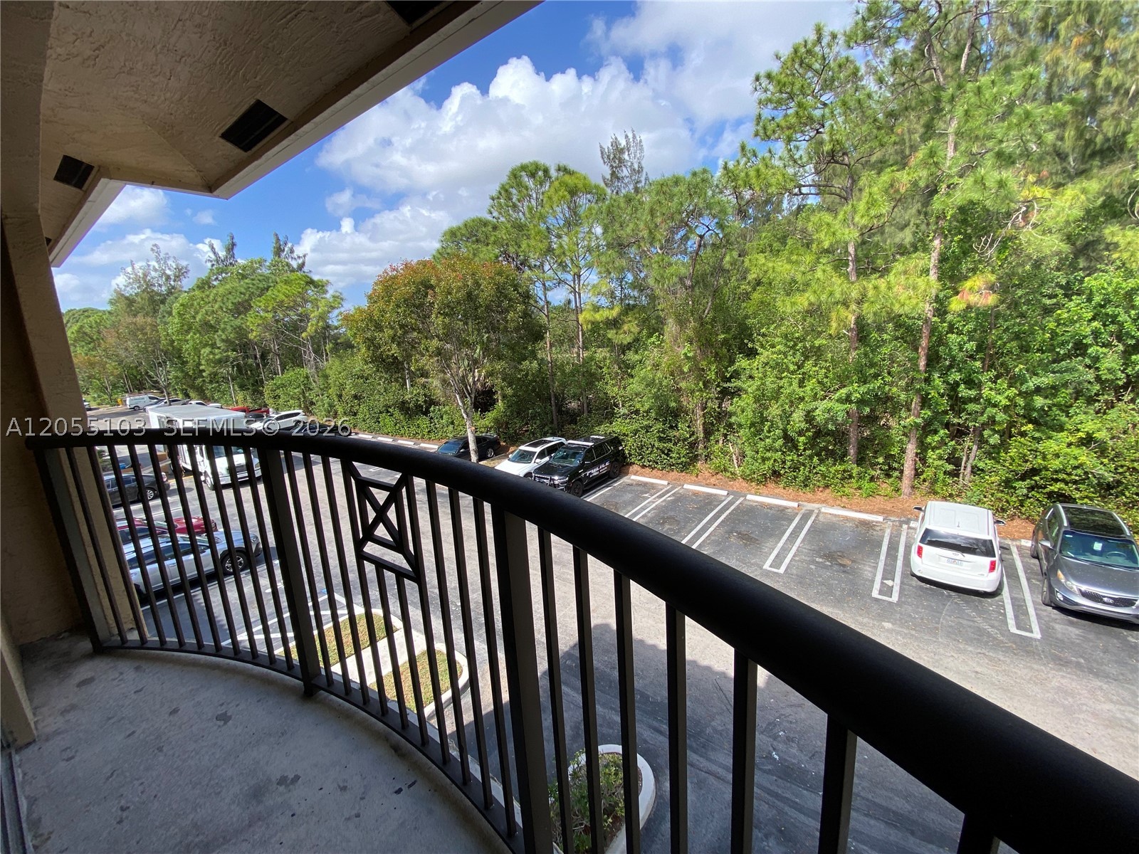 GRAND ISLES CONDO - Residential