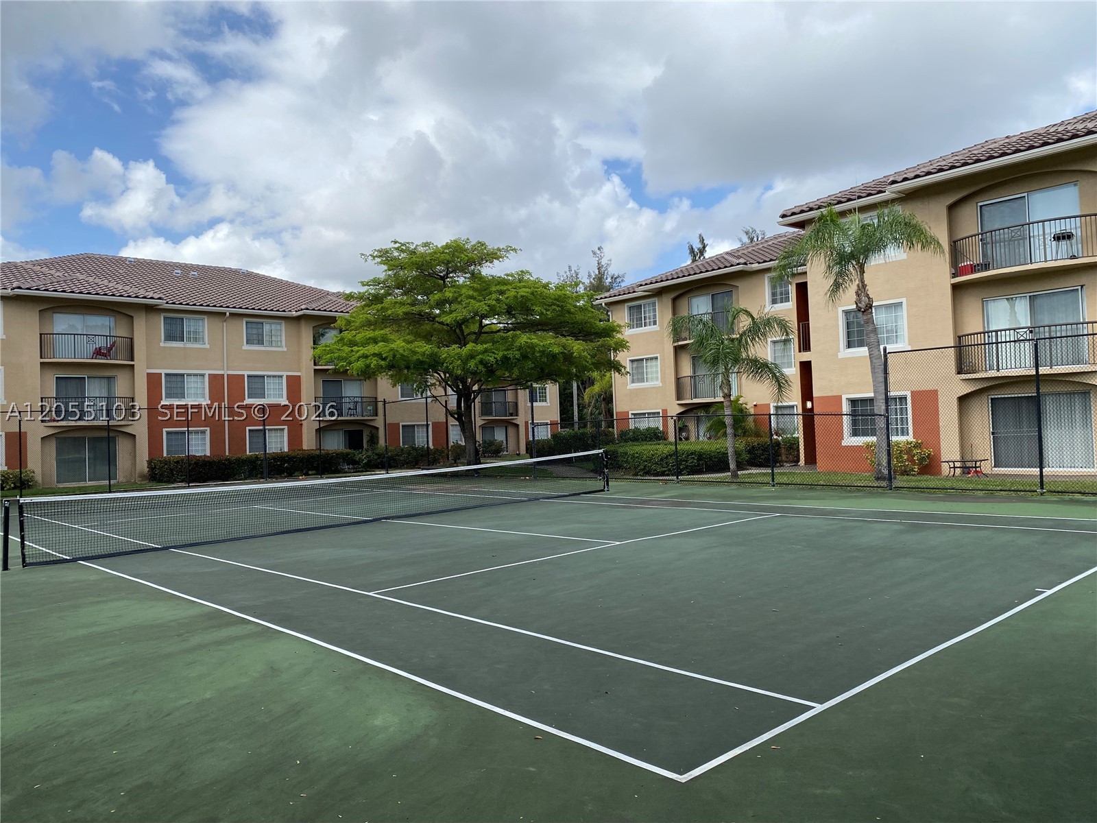 GRAND ISLES CONDO - Residential