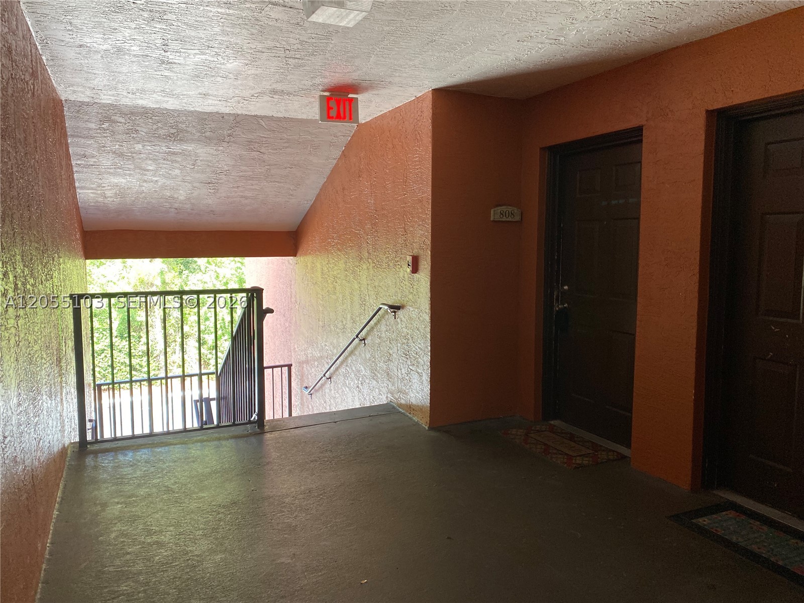 GRAND ISLES CONDO - Residential
