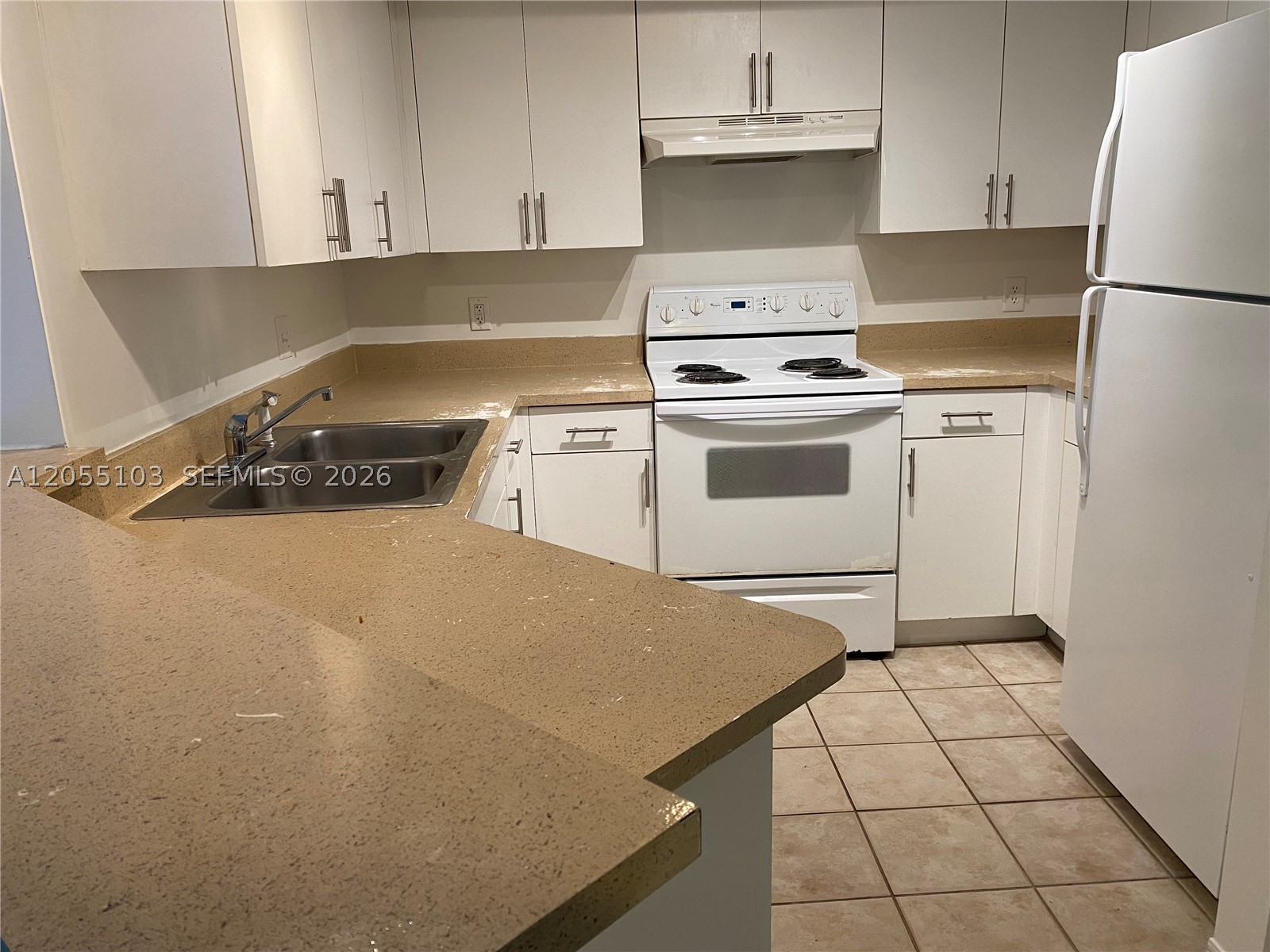 GRAND ISLES CONDO - Residential