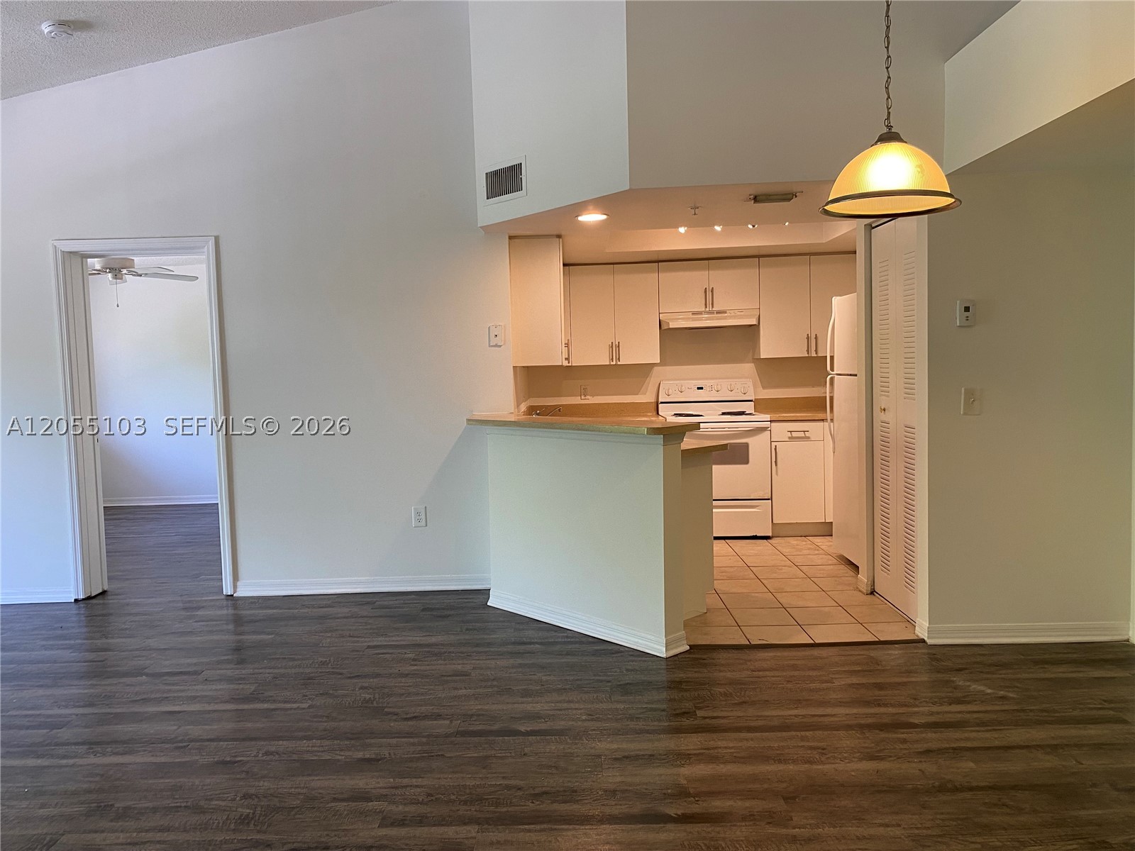 GRAND ISLES CONDO - Residential