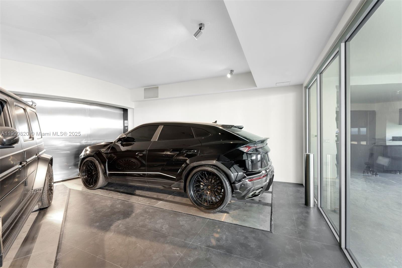 Porsche Tower - Residential